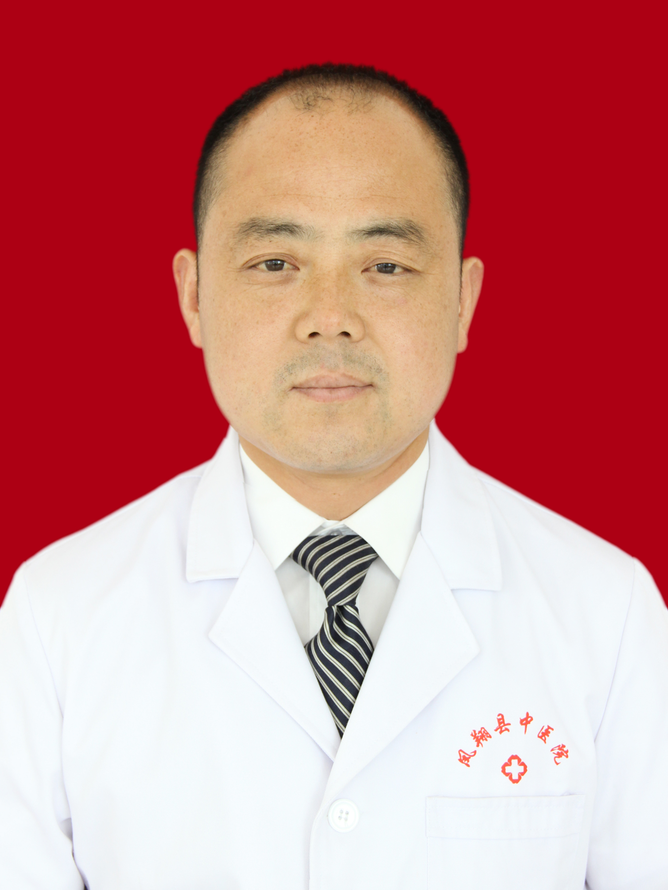 副院长     严亮
